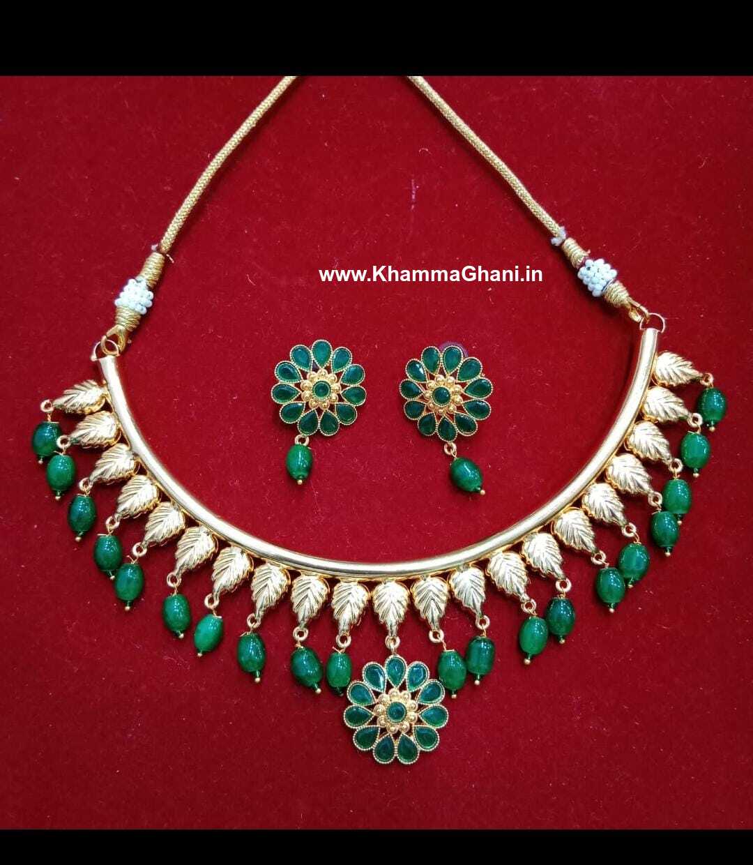Rajasthani Hasli Necklace in Green Color