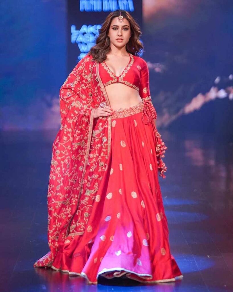 Sara Ali Khan wore Red Lehanga in Lakme Fashion Week 
