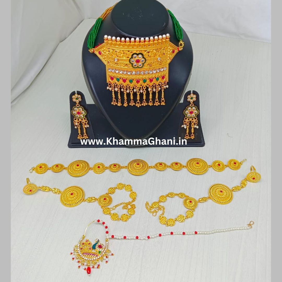 aad jewellery with matha patti design
