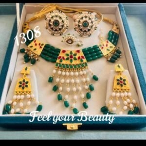 Green & Gold Moti Neckset