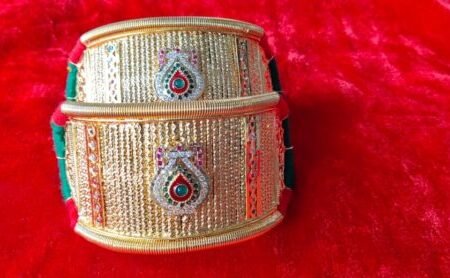 Rajwadi-look-bajuband